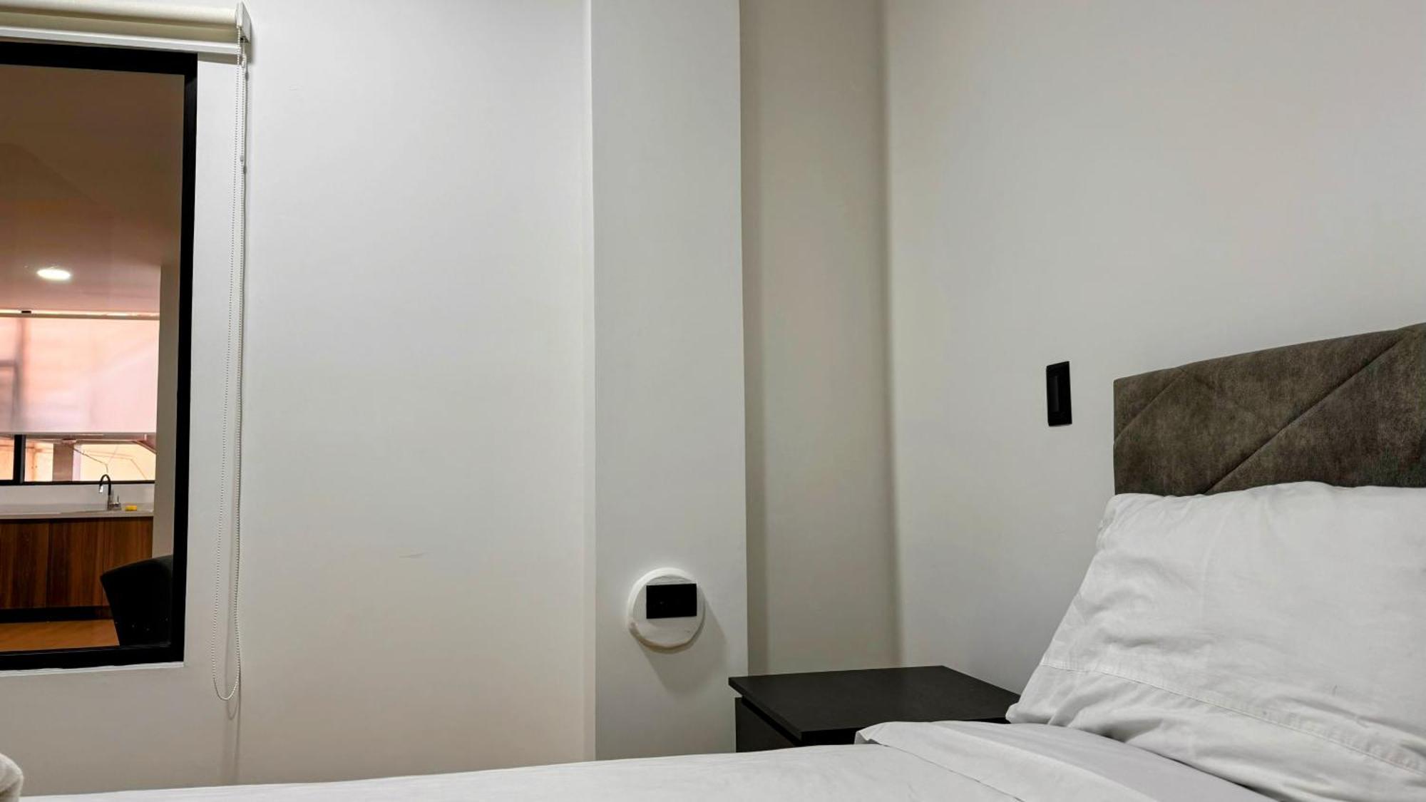 Edificio Tofino Appartement Quito Buitenkant foto