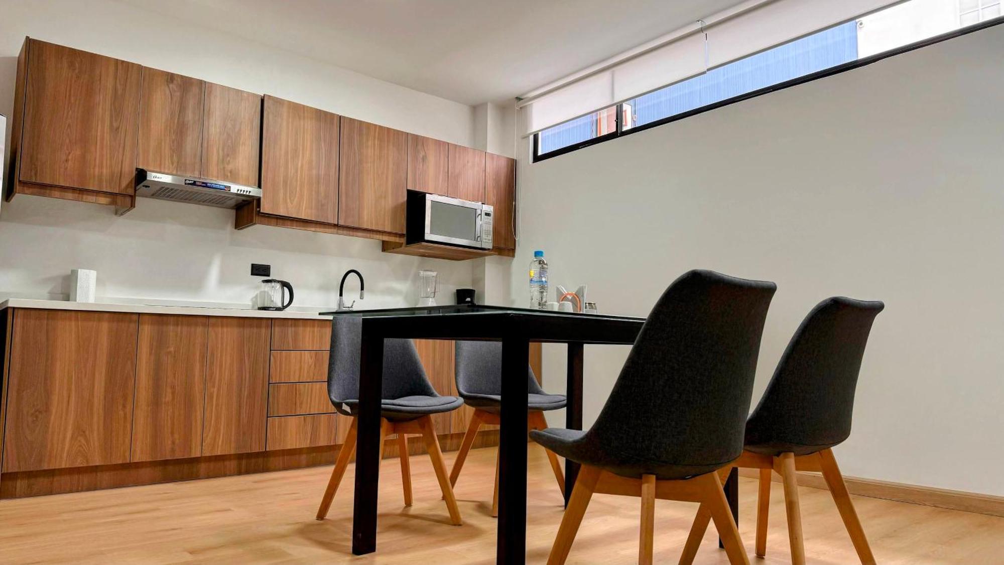 Edificio Tofino Appartement Quito Buitenkant foto
