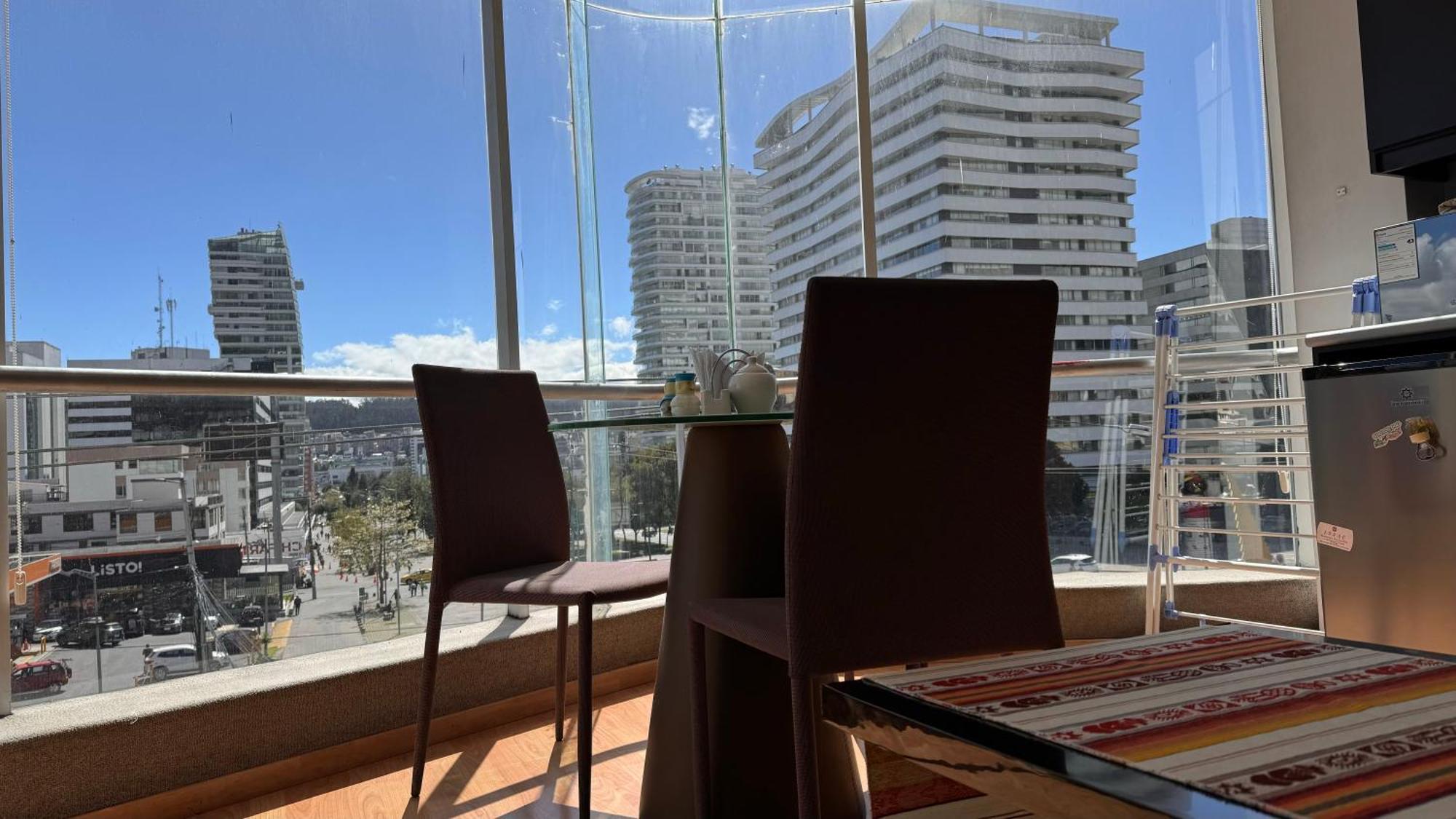 Edificio Tofino Appartement Quito Buitenkant foto