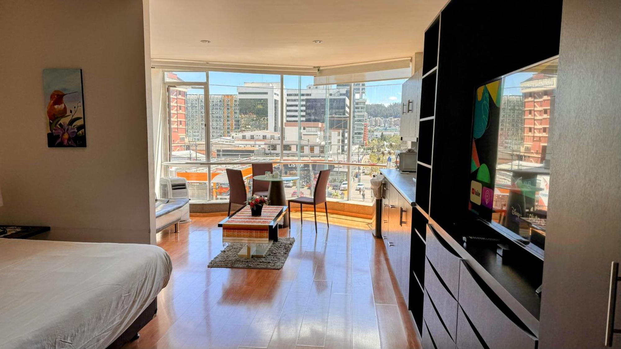 Edificio Tofino Appartement Quito Buitenkant foto