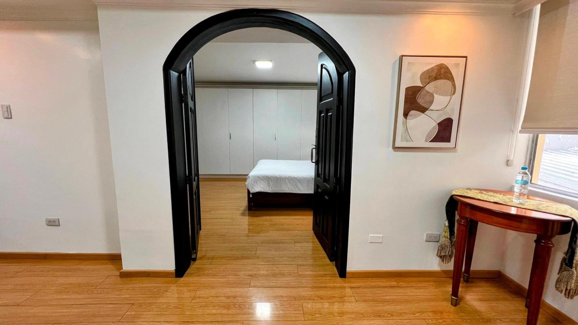 Edificio Tofino Appartement Quito Buitenkant foto