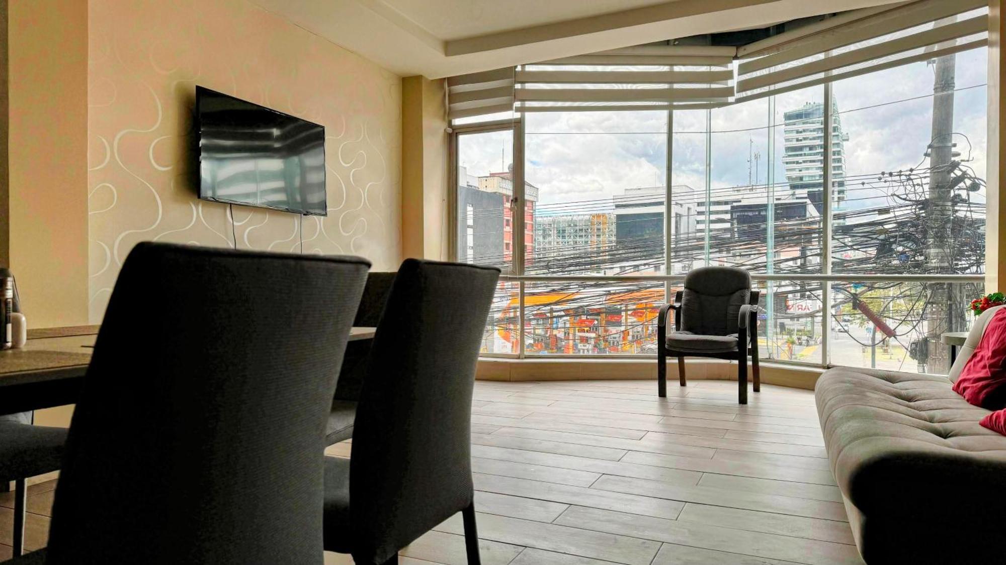 Edificio Tofino Appartement Quito Buitenkant foto