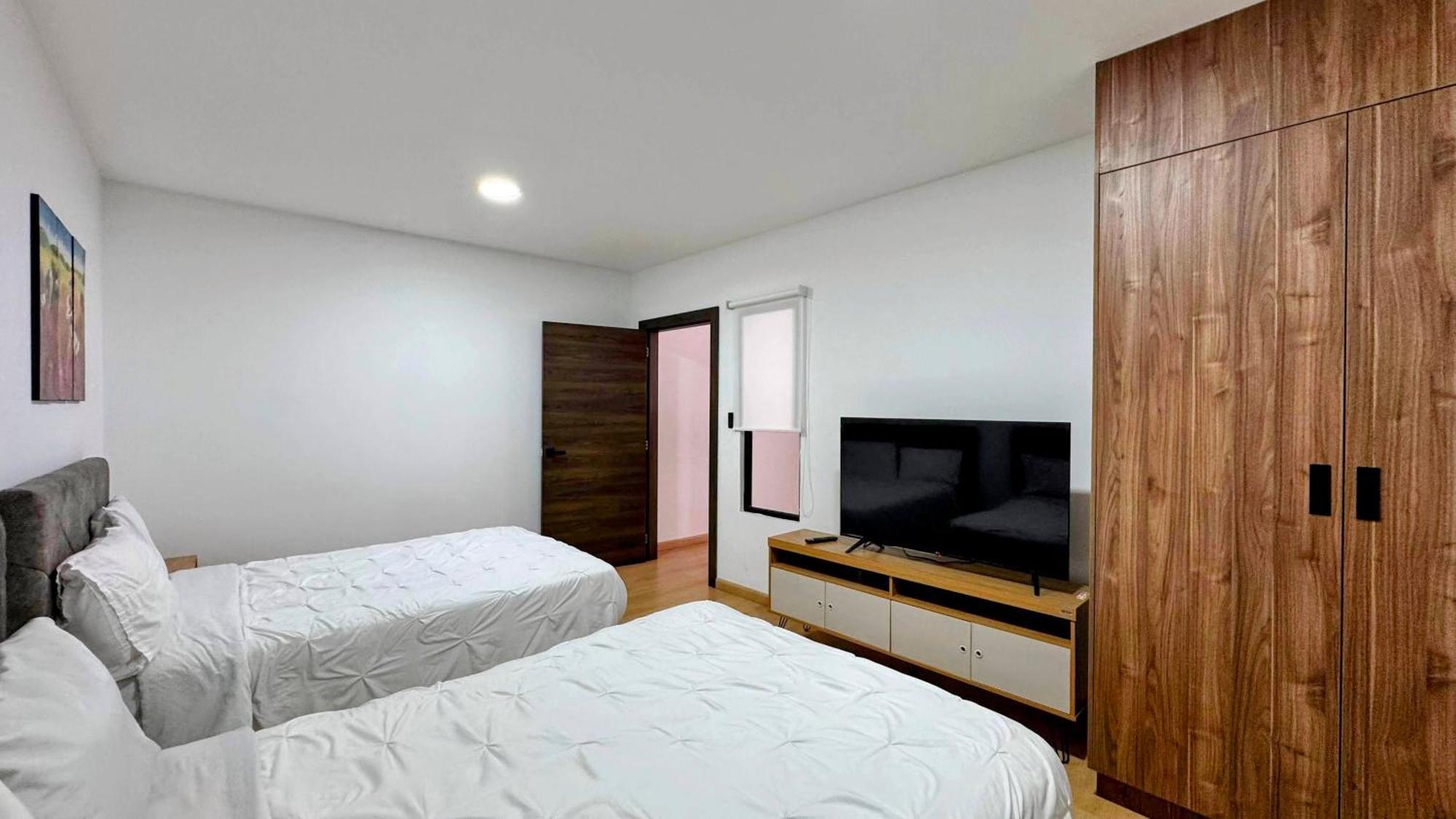 Edificio Tofino Appartement Quito Buitenkant foto